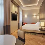 Hotel Doubletree By Hilton Trieste
