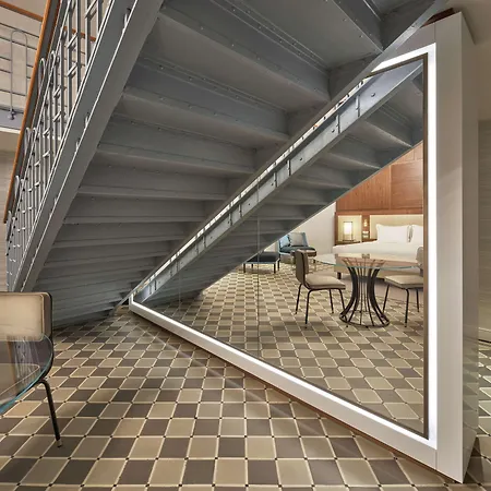 Hotel Doubletree By Hilton Terst