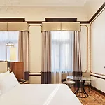 Doubletree By Hilton Szálloda