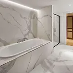 Szálloda Doubletree By Hilton 4*