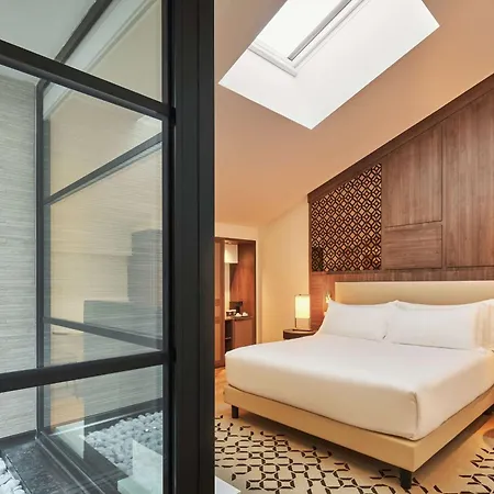 فندق Doubletree By Hilton ترييستي