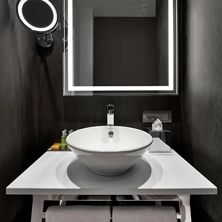 Doubletree By Hilton فندق 4*