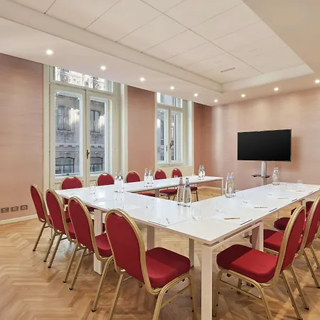 Doubletree By Hilton Отель 4*