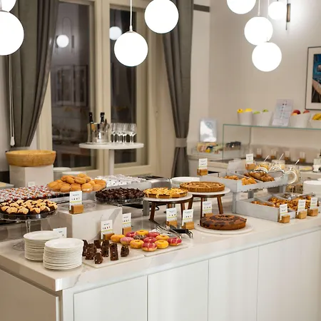 Doubletree By Hilton ترييستي