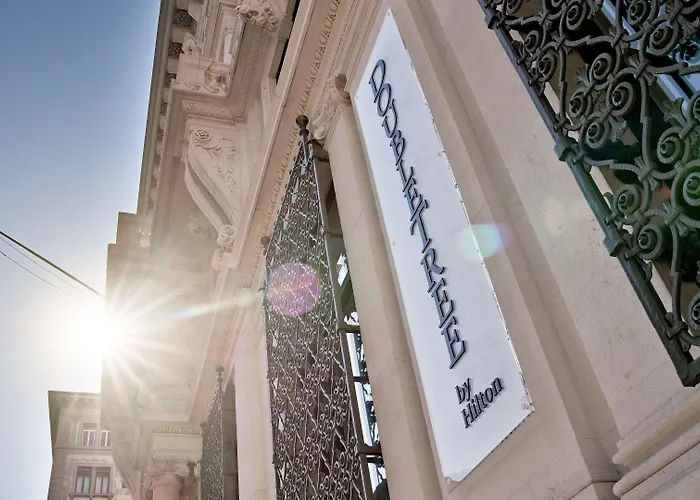 Hotel Doubletree By Hilton Trieste